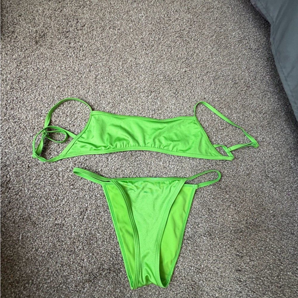 La Hearts Bright Green Bikini Set